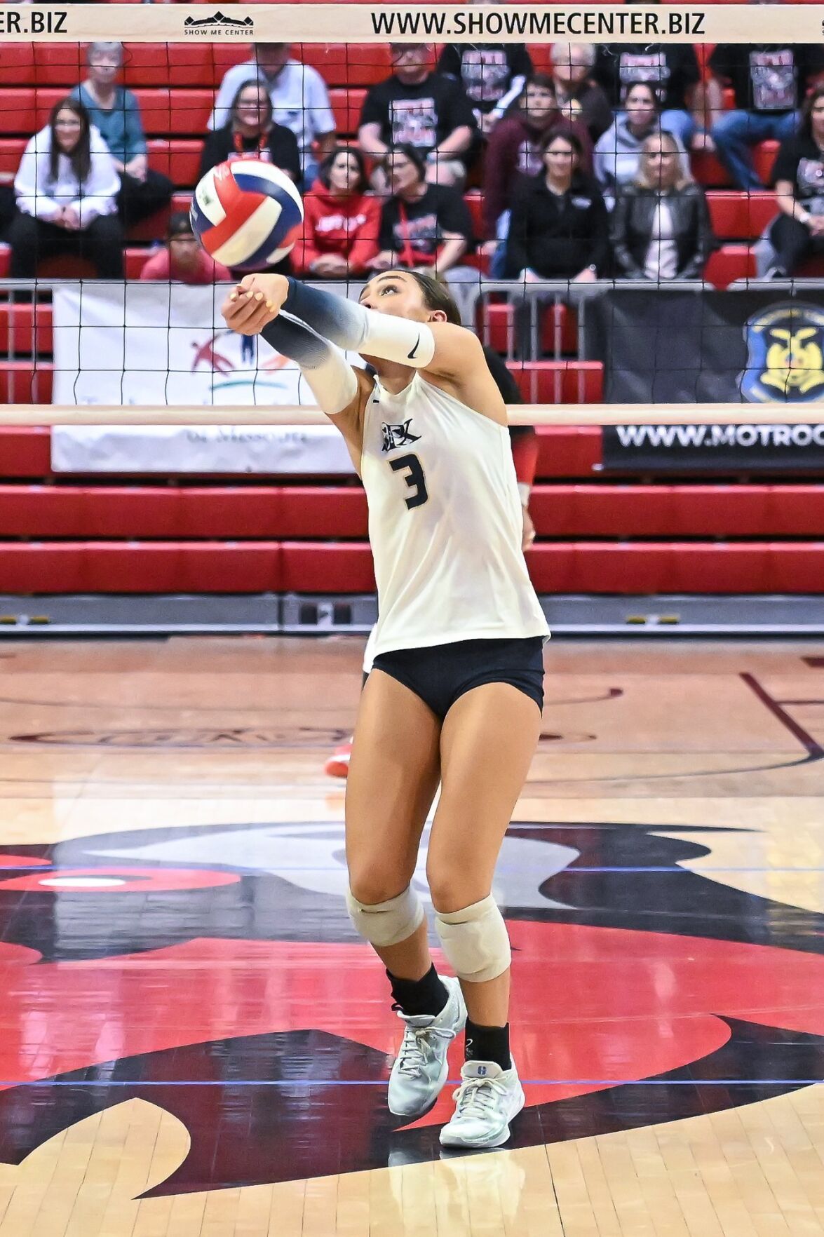 11/7/24 - Girls Volleyball - C4 Champ - St Piux X vs Jefferson City